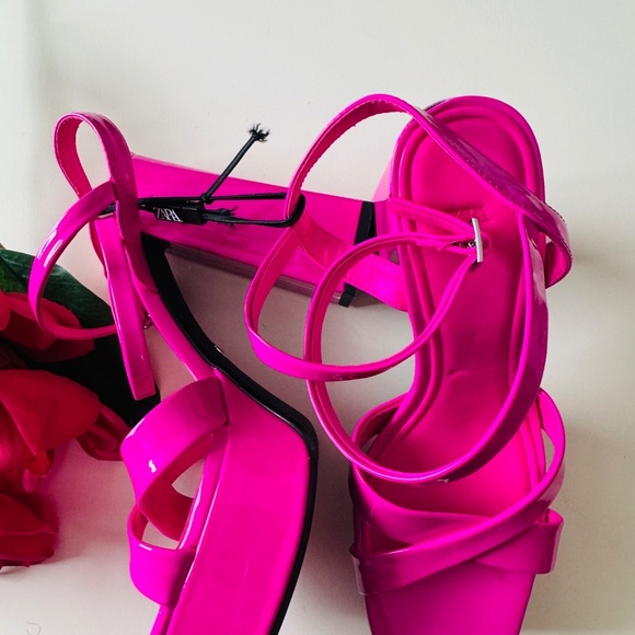 ZARA NEON PINK STRAPPY CHUNKY PLATFORM HEEL SANDALS SIZE 37 - Picture 4 of 4